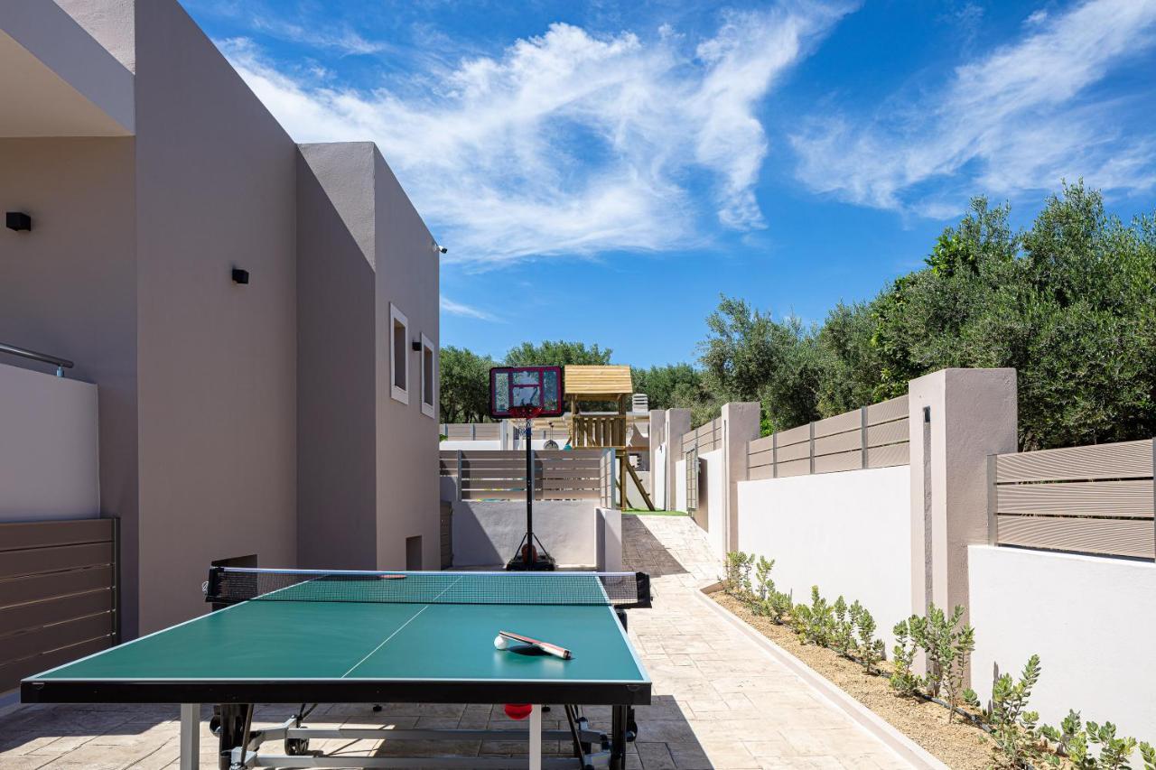 Koin Villa Sunset, With Heated Pool & Whirlpool, By Thinkvilla Perama  Exterior foto