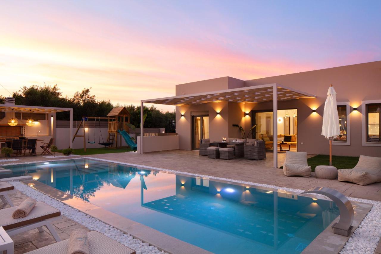 Koin Villa Sunset, With Heated Pool & Whirlpool, By Thinkvilla Perama  Exterior foto